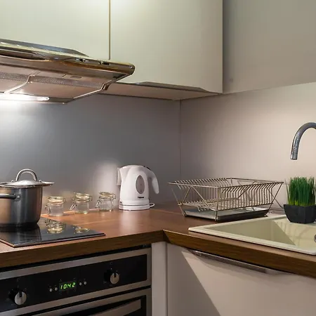 Velvet Villeneuve-Loubet