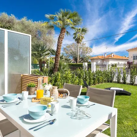 Velvet Villeneuve-Loubet