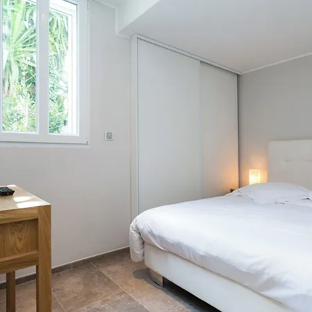 Velvet Aparthotel Villeneuve-Loubet